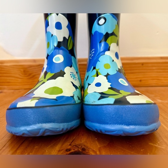 Bogs Kids' Rain Boots | Size 1 - Picture 4 of 11